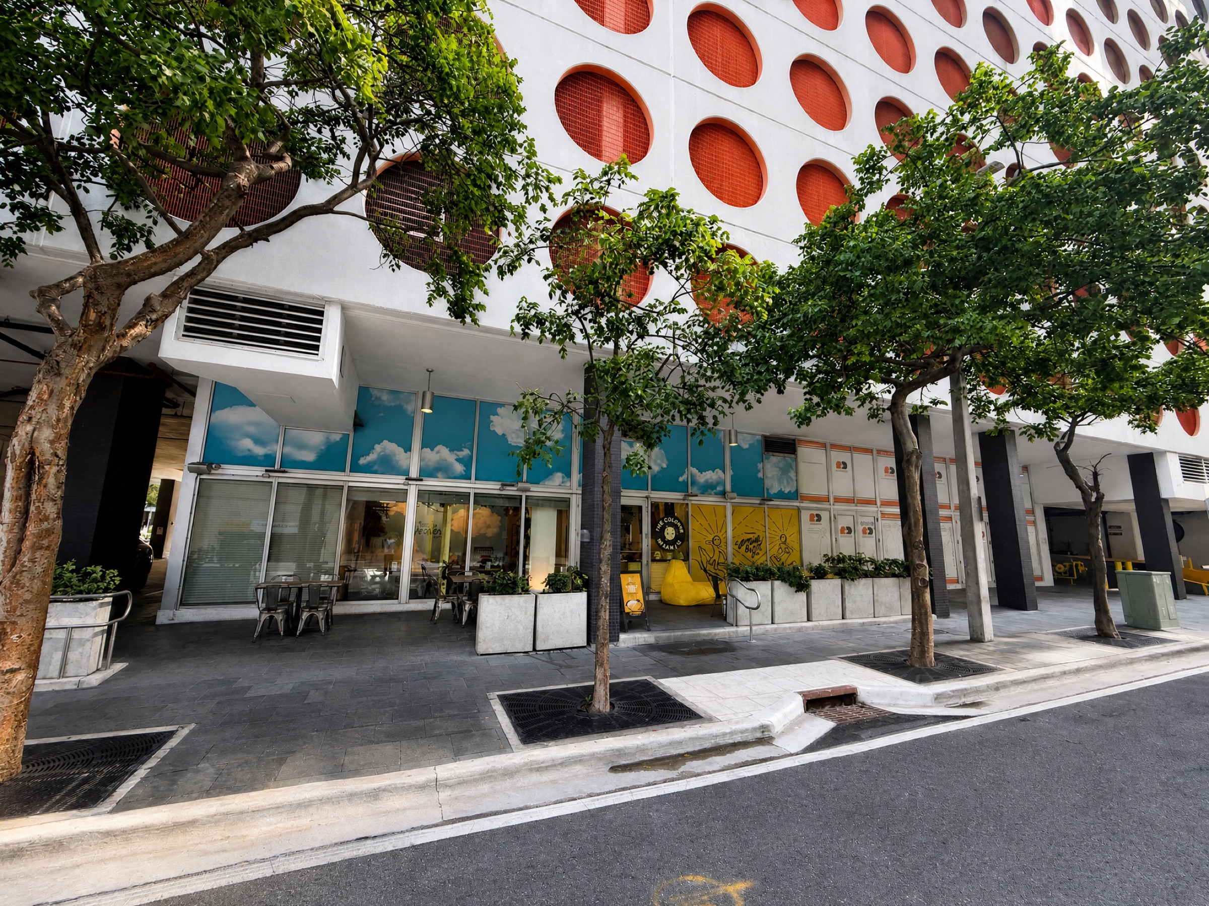 Building that houses the restaurant at 70 SE 5th Street, Brickell, Miami